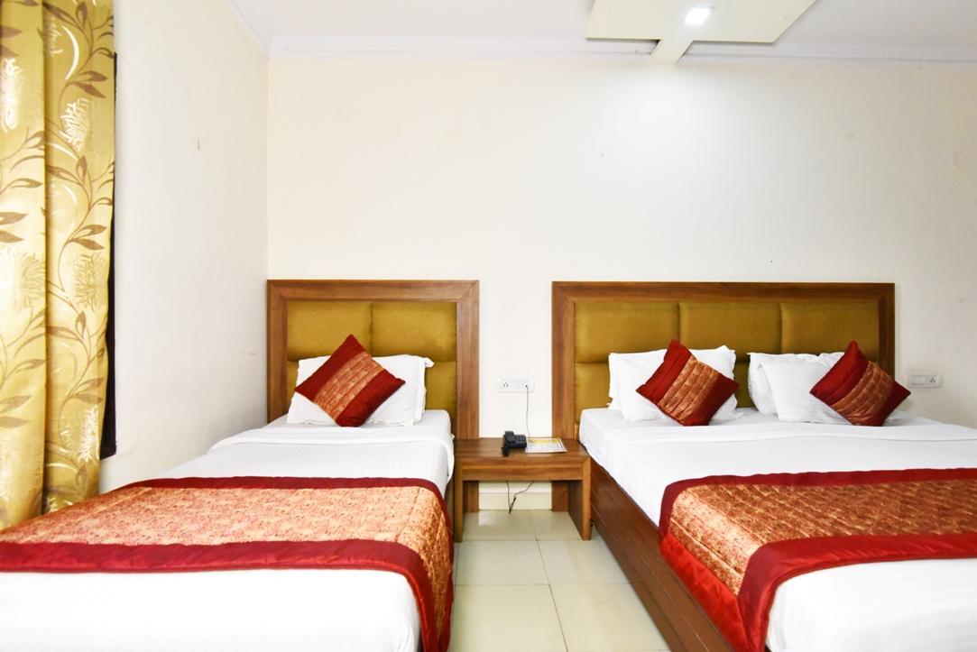 Hotel B-Comfort Amritsar Exterior photo