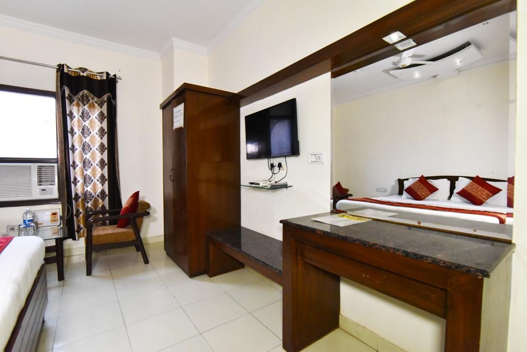 Hotel B-Comfort Amritsar Exterior photo