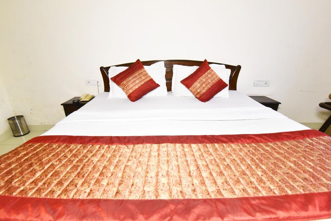 Hotel B-Comfort Amritsar Exterior photo