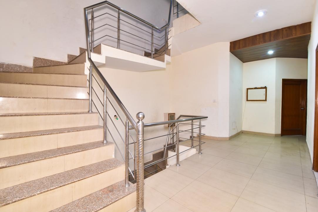 Hotel B-Comfort Amritsar Exterior photo